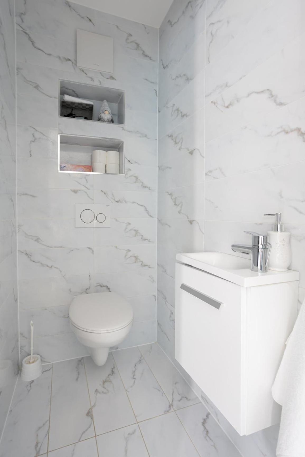Hellowine Apartman Eger Esterno foto